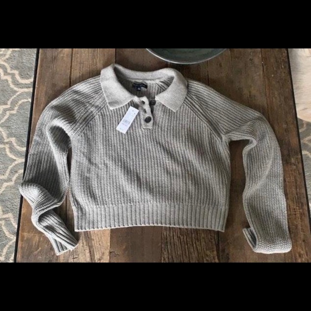 Grey sweater